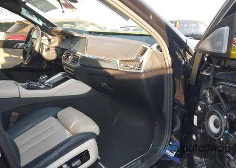 2022 BMW X6 M50I z USA, uszkodzony, nr VIN 5UXCY8C07N9J51399